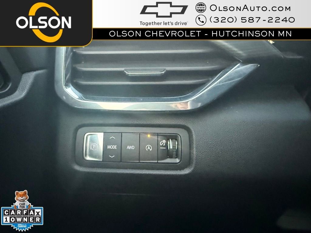 2025 GMC Acadia Elevation