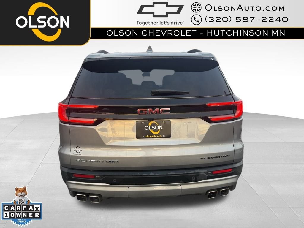 2025 GMC Acadia Elevation