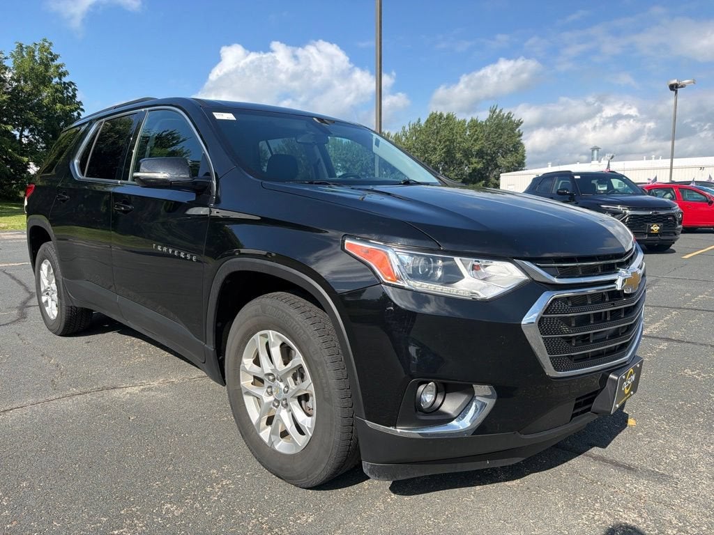 2020 Chevrolet Traverse LT Cloth