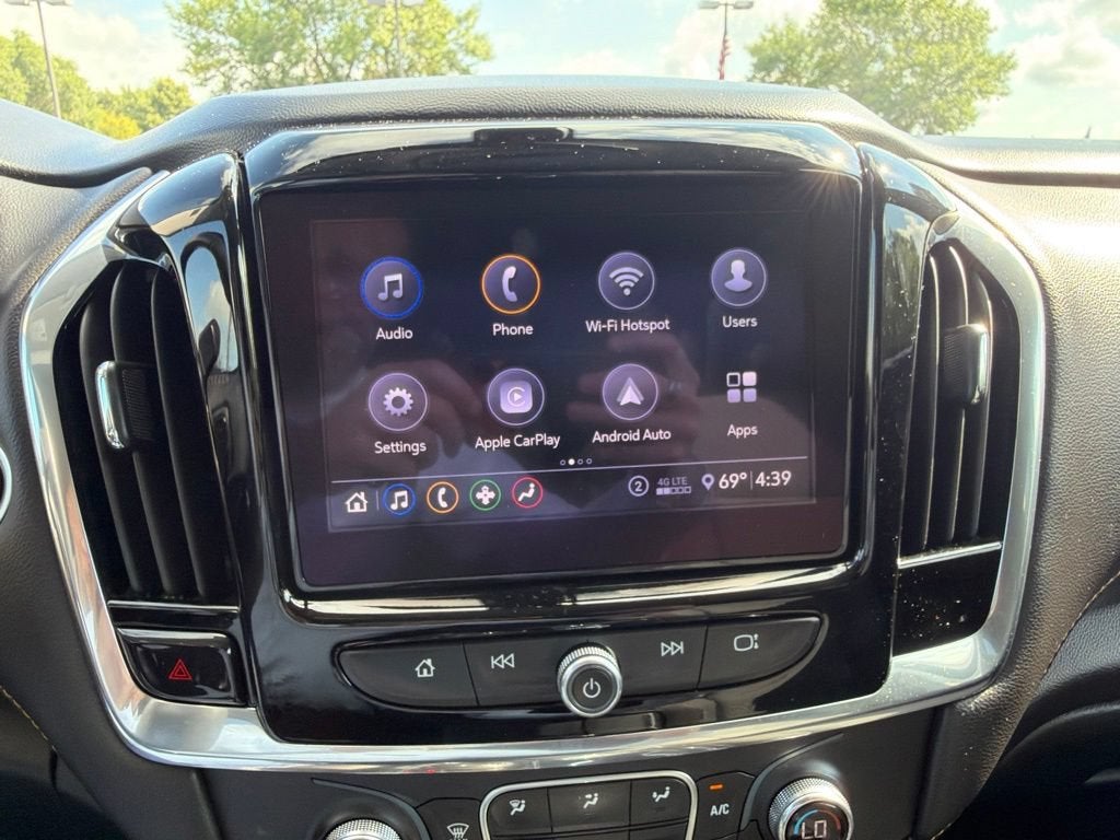 2020 Chevrolet Traverse LT Cloth