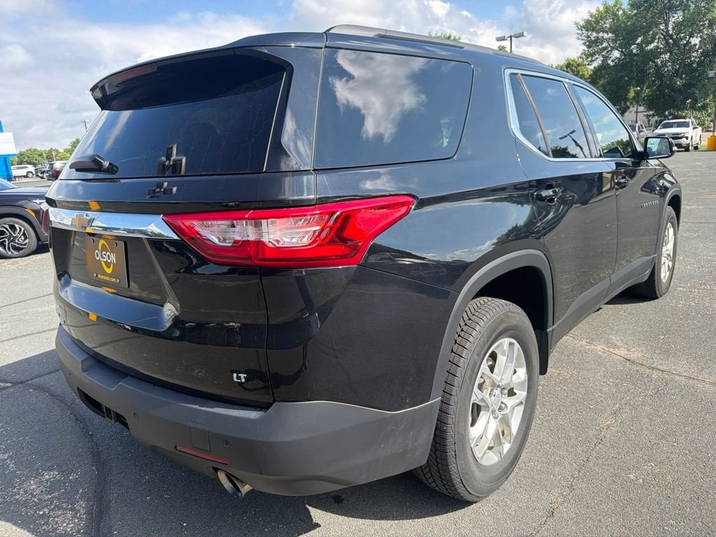 2020 Chevrolet Traverse LT Cloth