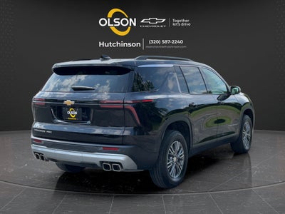 2025 Chevrolet Traverse LT