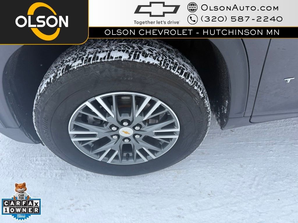 2025 Chevrolet Traverse LT