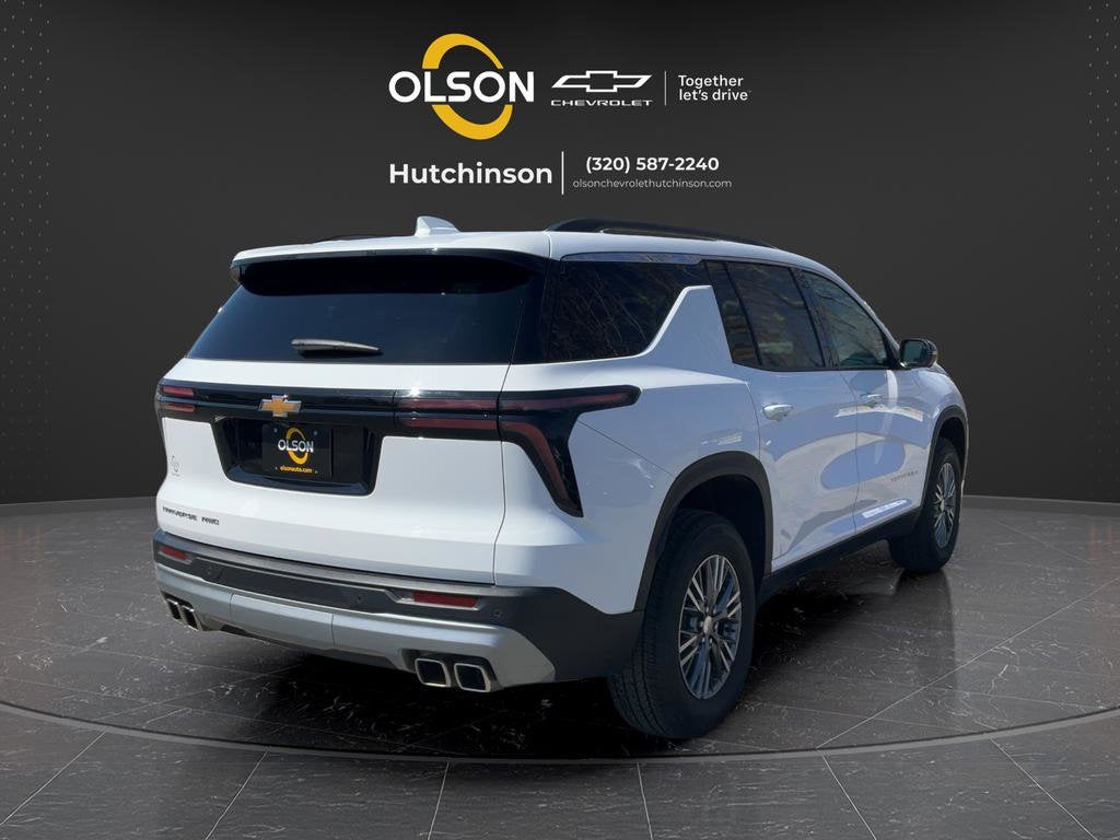 2025 Chevrolet Traverse LT