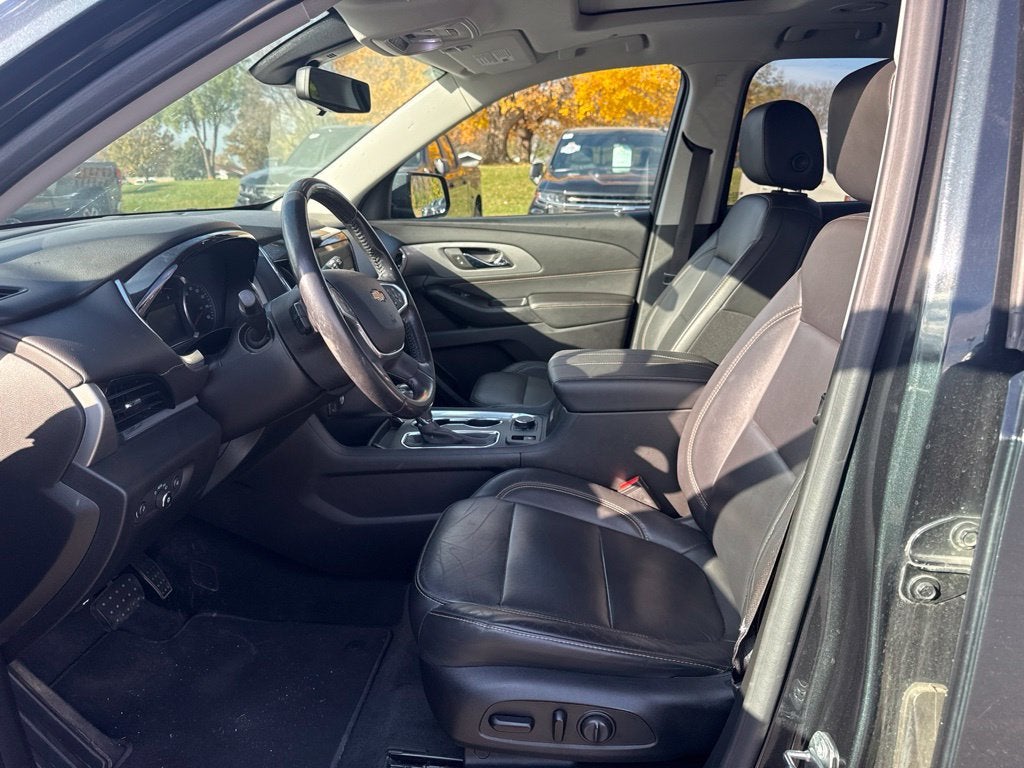 2020 Chevrolet Traverse LT Leather