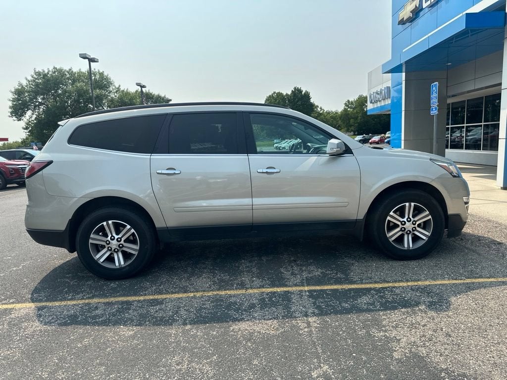 2017 Chevrolet Traverse LT