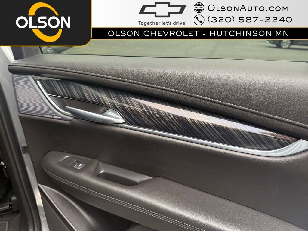 2023 Cadillac XT6 Premium Luxury