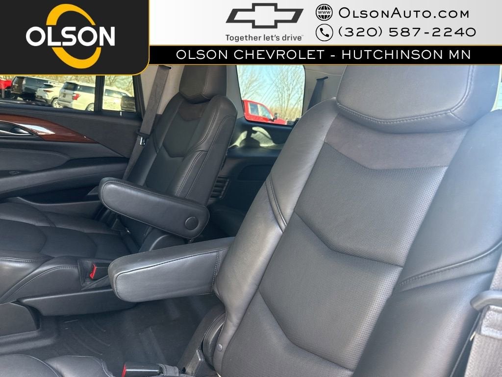 2018 Cadillac Escalade Luxury