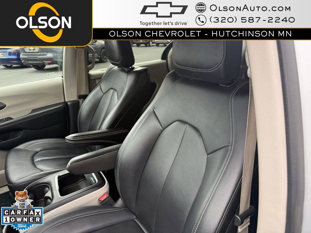 2024 Chrysler Pacifica Touring L