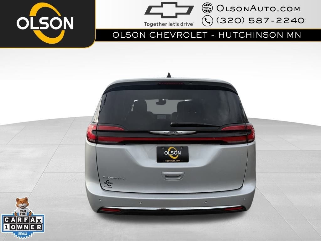 2024 Chrysler Pacifica Touring L