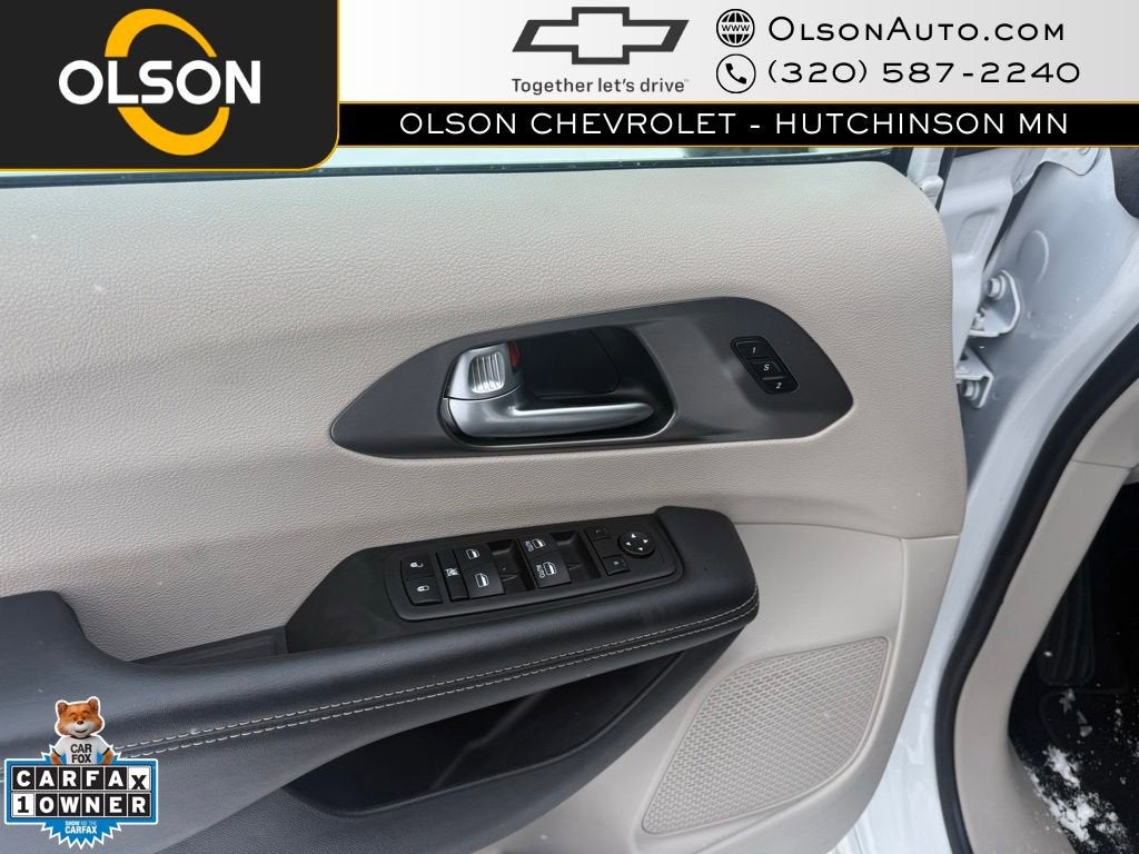 2024 Chrysler Pacifica Touring L