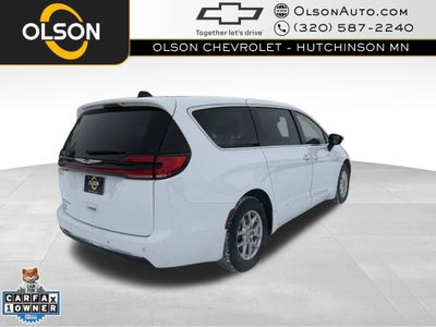 2024 Chrysler Pacifica Touring L
