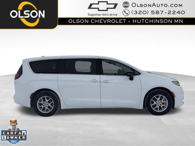 2024 Chrysler Pacifica Touring L