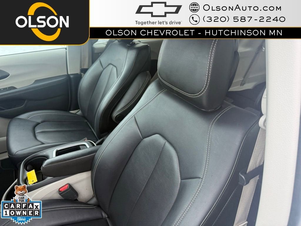 2024 Chrysler Pacifica Touring L