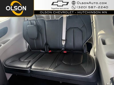 2023 Chrysler Pacifica Hybrid Limited