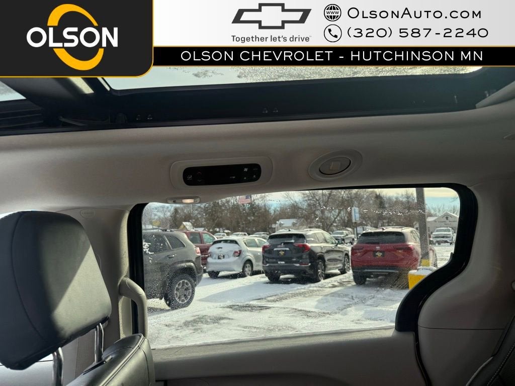 2023 Chrysler Pacifica Hybrid Limited