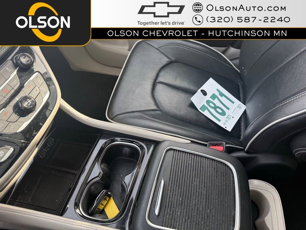 2023 Chrysler Pacifica Hybrid Limited