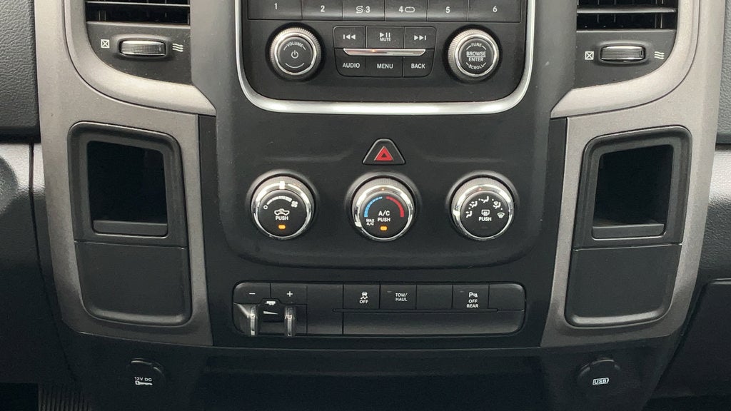 2018 RAM 2500 Tradesman Crew Cab 4x4 6'4" Box