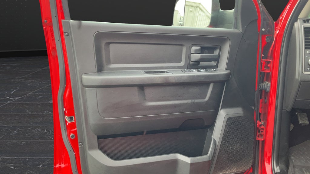 2018 RAM 2500 Tradesman Crew Cab 4x4 6'4" Box