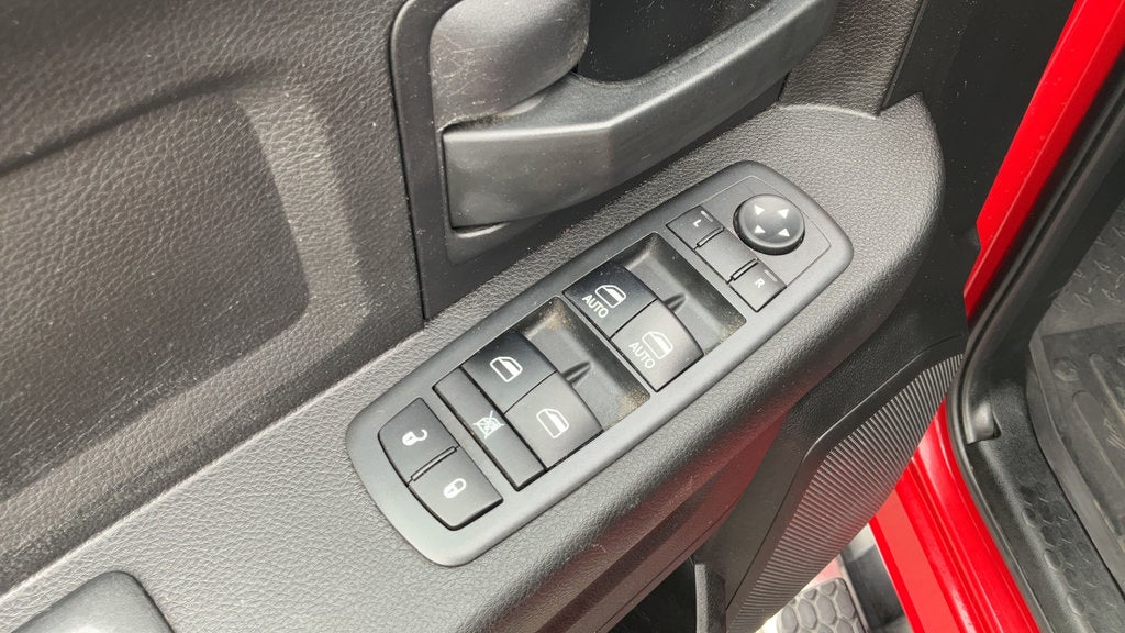 2018 RAM 2500 Tradesman Crew Cab 4x4 6'4" Box