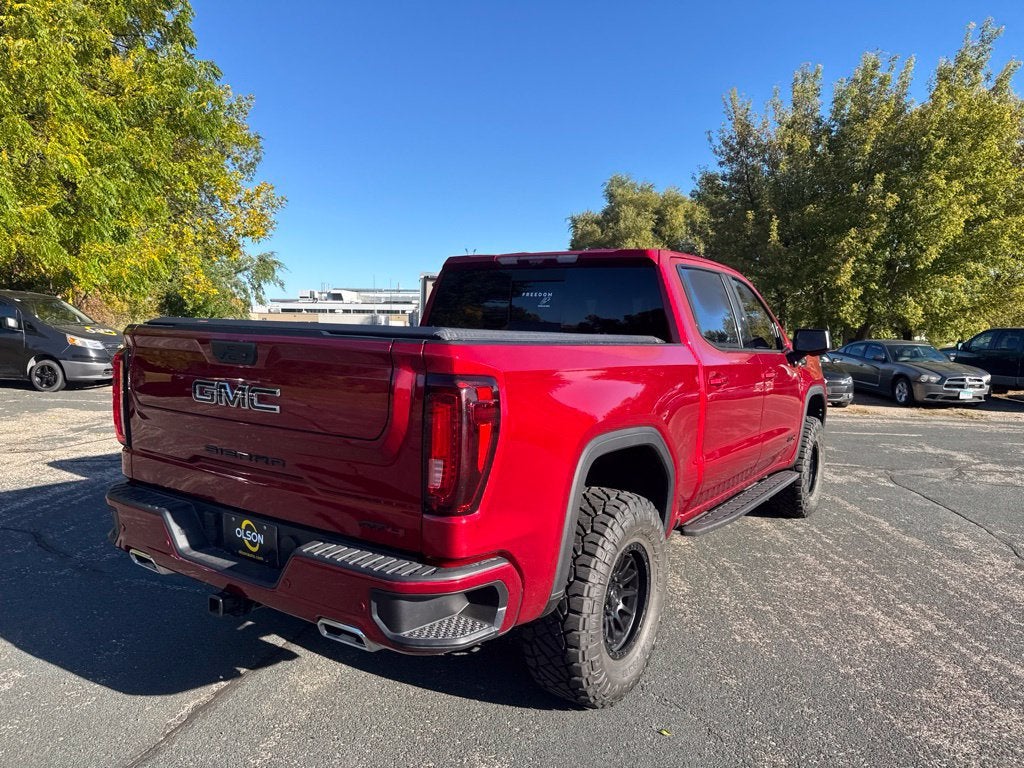 2025 GMC Sierra 1500 AT4