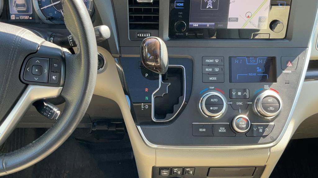2017 Toyota Sienna XLE 7 Passenger