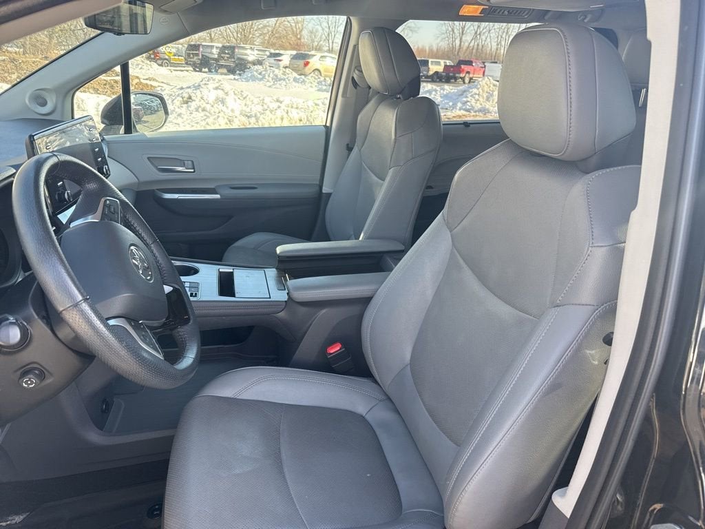 2021 Toyota Sienna Limited