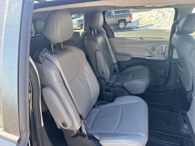 2021 Toyota Sienna Limited
