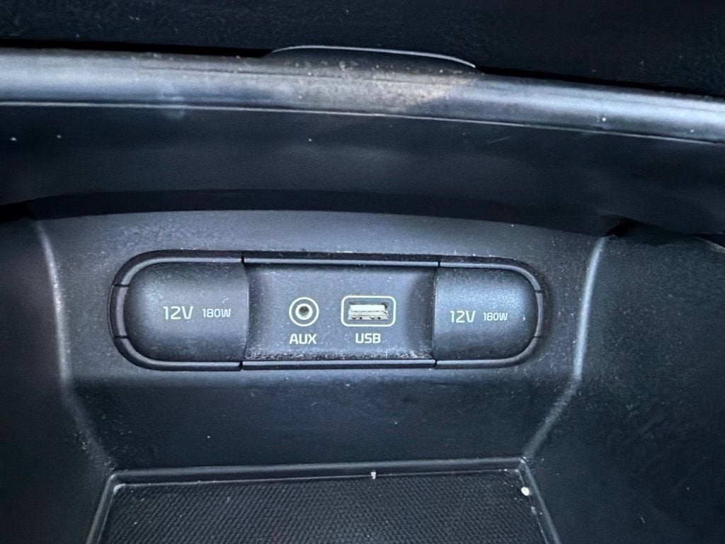 2016 Kia Sorento 2.4L LX
