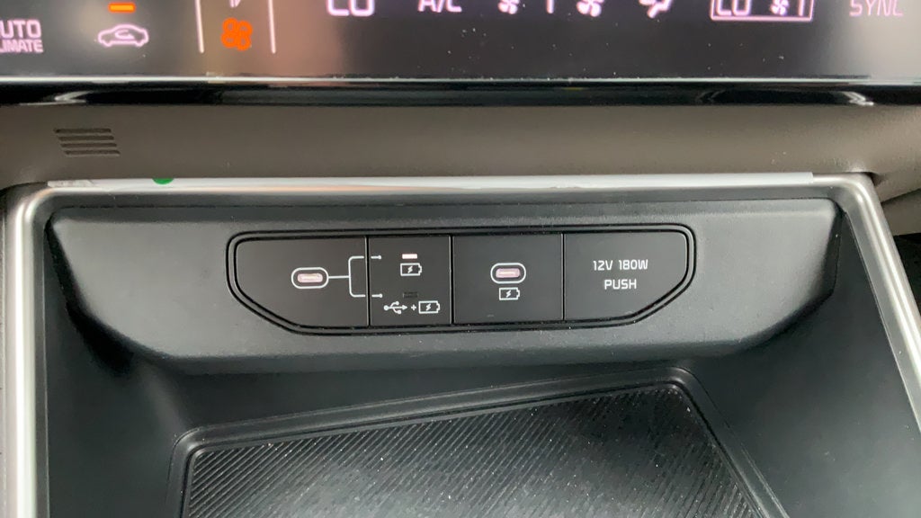 2025 Kia Carnival MPV LXS