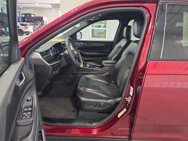 2025 Jeep Grand Cherokee Altitude 4x4