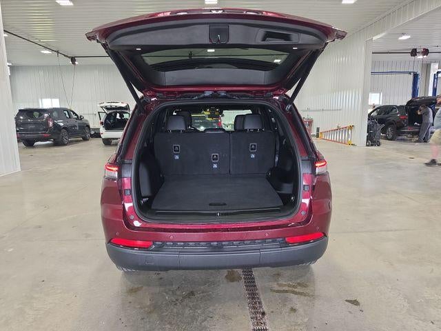 2025 Jeep Grand Cherokee Altitude 4x4