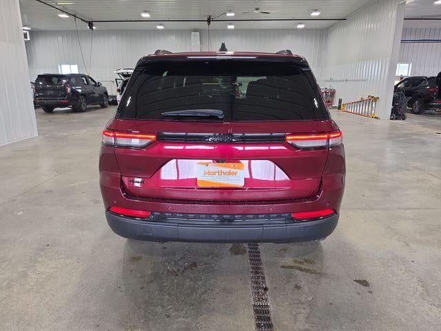 2025 Jeep Grand Cherokee Altitude 4x4