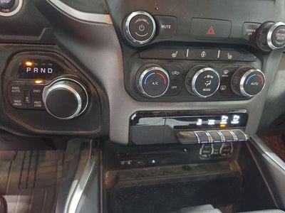 2019 RAM 1500 Big Horn/Lone Star 4x4 Crew Cab 5'7" Box