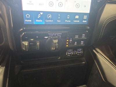 2022 RAM 1500 Limited 4x4 Crew Cab 5'7" Box