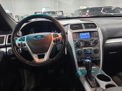 2014 Ford Explorer 4WD 4dr XLT