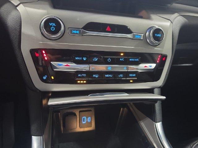 2024 Ford Explorer XLT 4WD