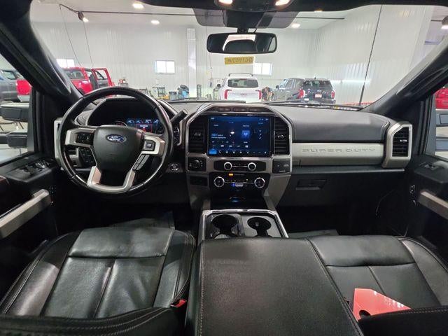 2022 Ford Super Duty F-350 SRW LARIAT 4WD Crew Cab 6.75' Box