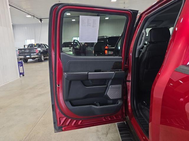 2022 Ford F-150 LARIAT 4WD SuperCrew 5.5' Box