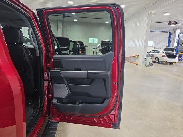 2022 Ford F-150 LARIAT 4WD SuperCrew 5.5' Box