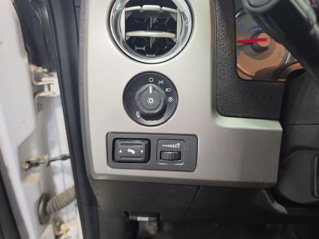 2010 Ford F-150 4WD SuperCrew 5-1/2 Ft Box Lariat