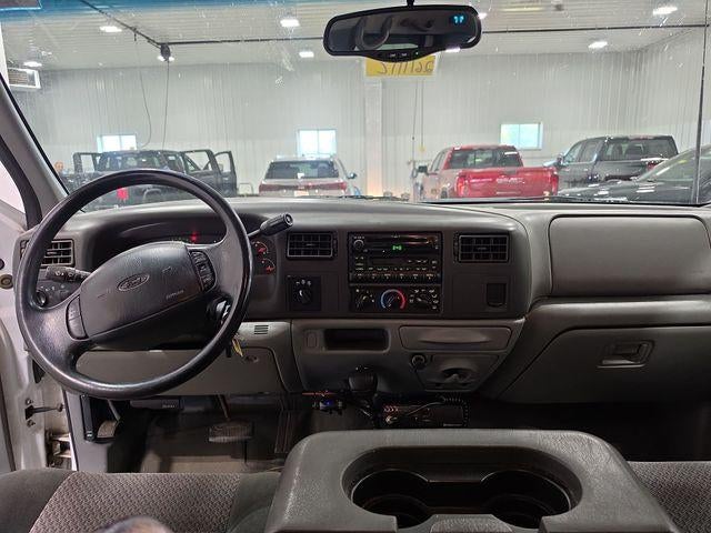 2002 Ford Super Duty F-250 Base