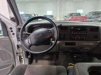 2002 Ford Super Duty F-250 Base