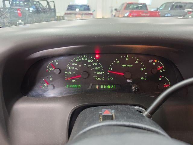 2002 Ford Super Duty F-250 Base