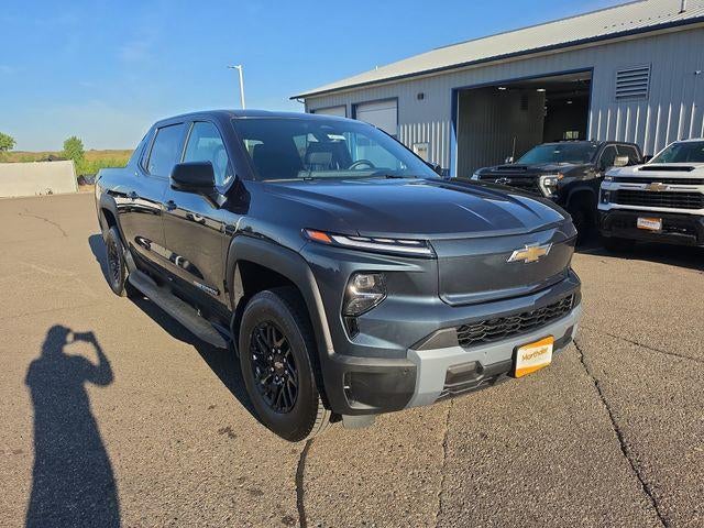 2026 Chevrolet Silverado EV e4WD Crew Cab Standard Range LT
