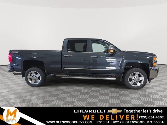 2017 Chevrolet Silverado 2500 HD Crew Cab Standard Box 4-Wheel Drive LTZ