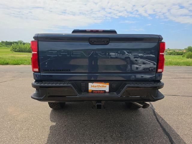2026 Chevrolet Silverado 3500 HD Crew Cab Long Box 4-Wheel Drive LT