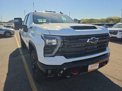 2026 Chevrolet Silverado 3500 HD Crew Cab Standard Box 4-Wheel Drive LT
