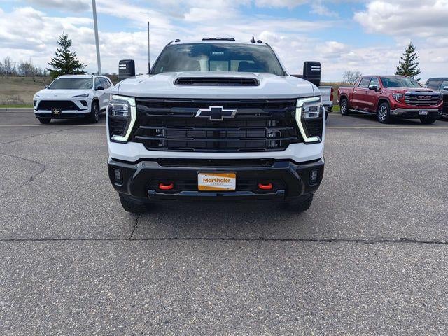 2026 Chevrolet Silverado 3500 HD Crew Cab Standard Box 4-Wheel Drive LT