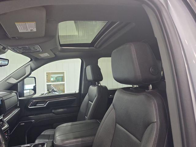 2025 Chevrolet Silverado 3500 HD Crew Cab Standard Box 4-Wheel Drive LTZ